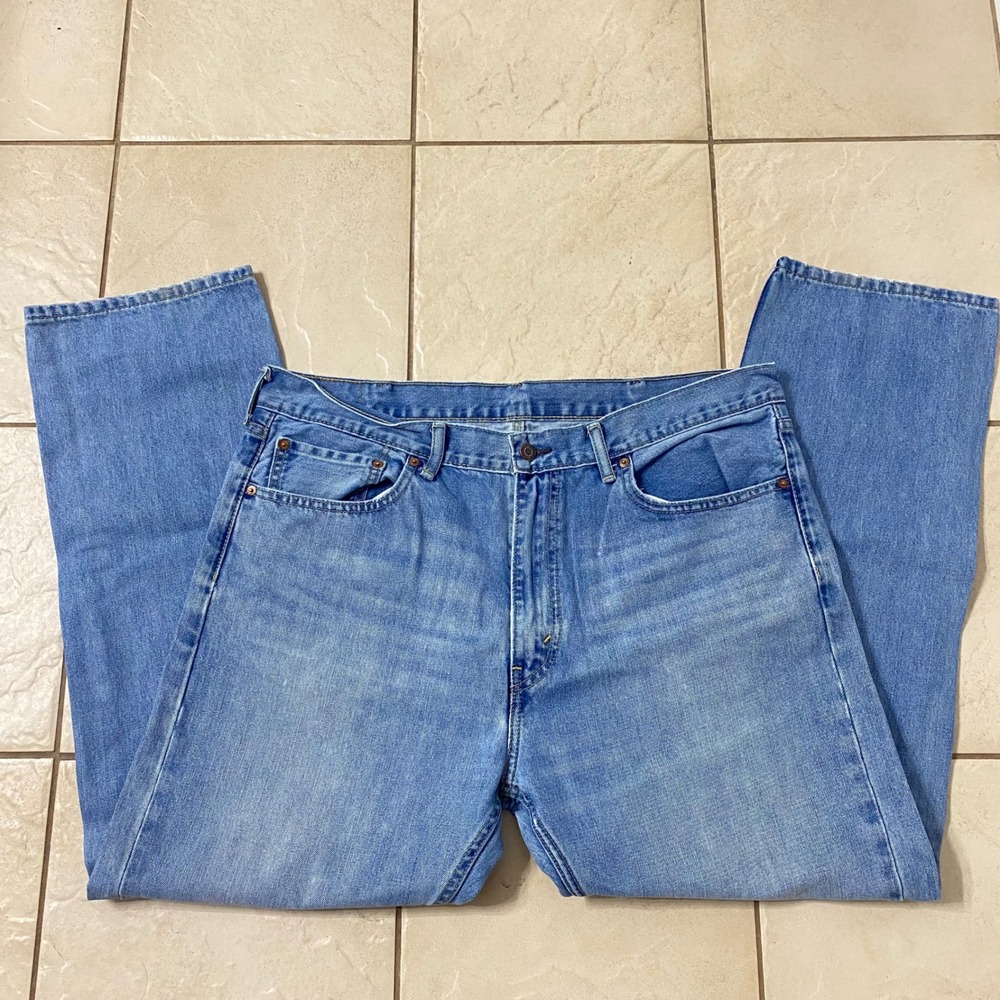 Levi Strauss 505 Jeans Mens‎ 38x30 Light Wash Straight Leg Denim Pants